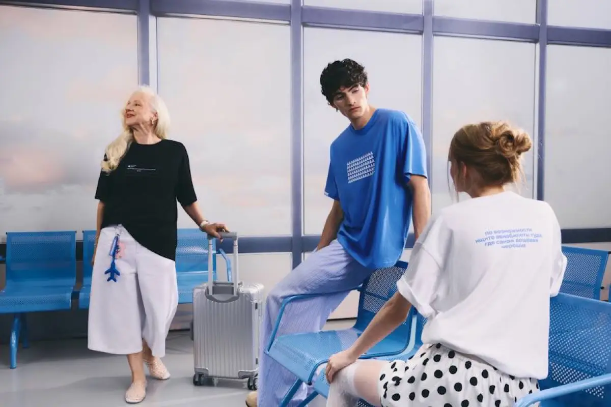 «Авиасейлс» выпустил коллекцию одежды