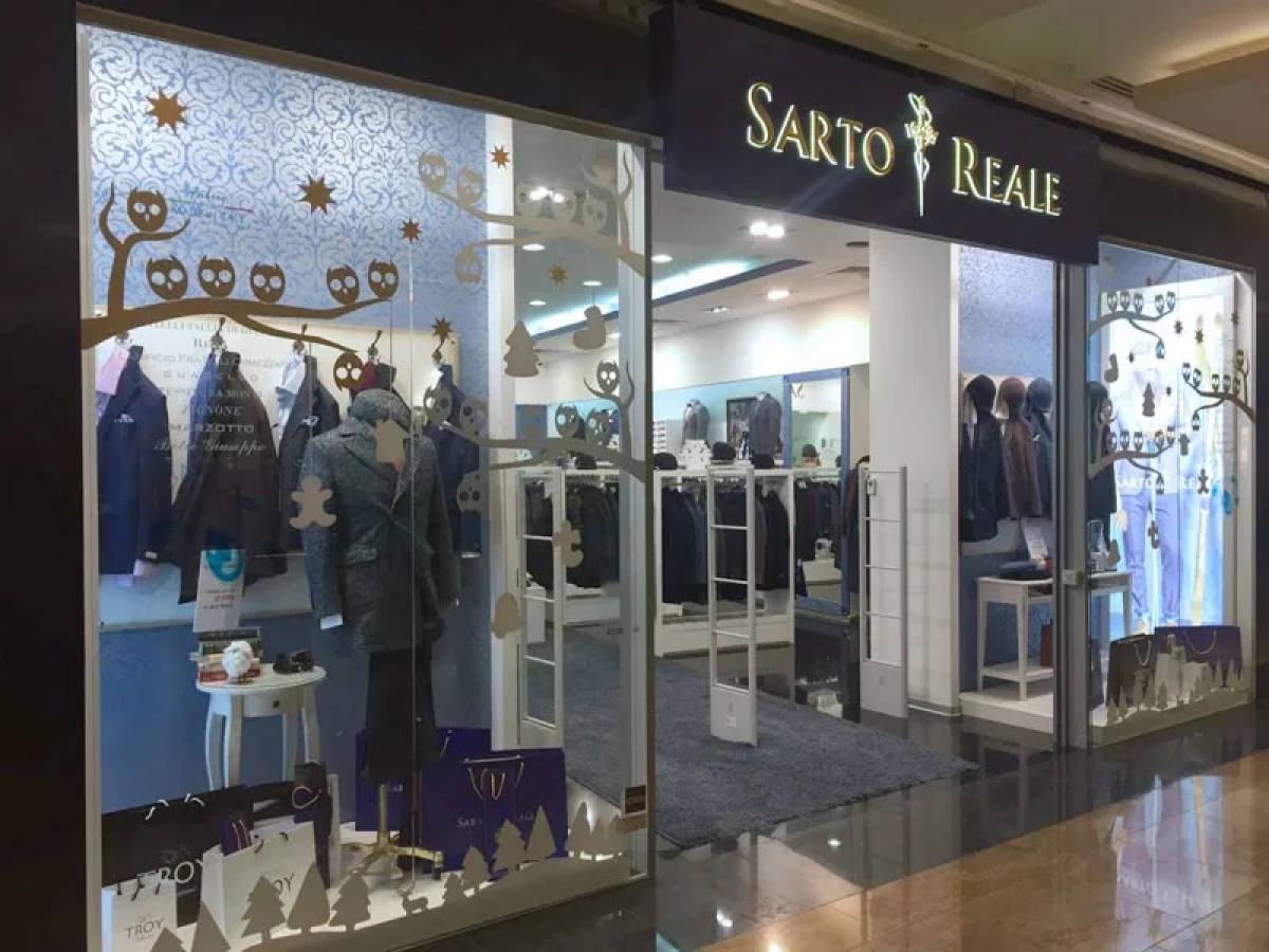 Владелец бренда мужской одежды Sarto Reale решил обанкротить бизнес